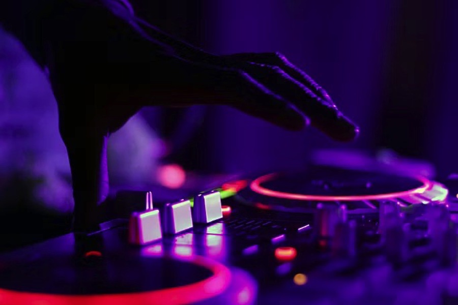 RCI, Club DJs 2.jpg